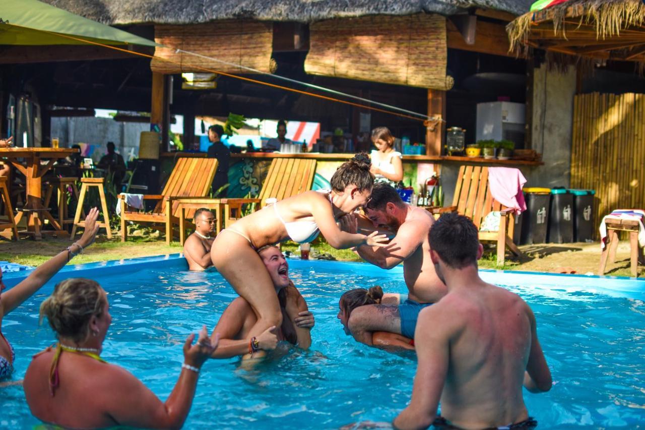 Mad Monkey Hostel Siargao (Adults Only) General Luna  Εξωτερικό φωτογραφία